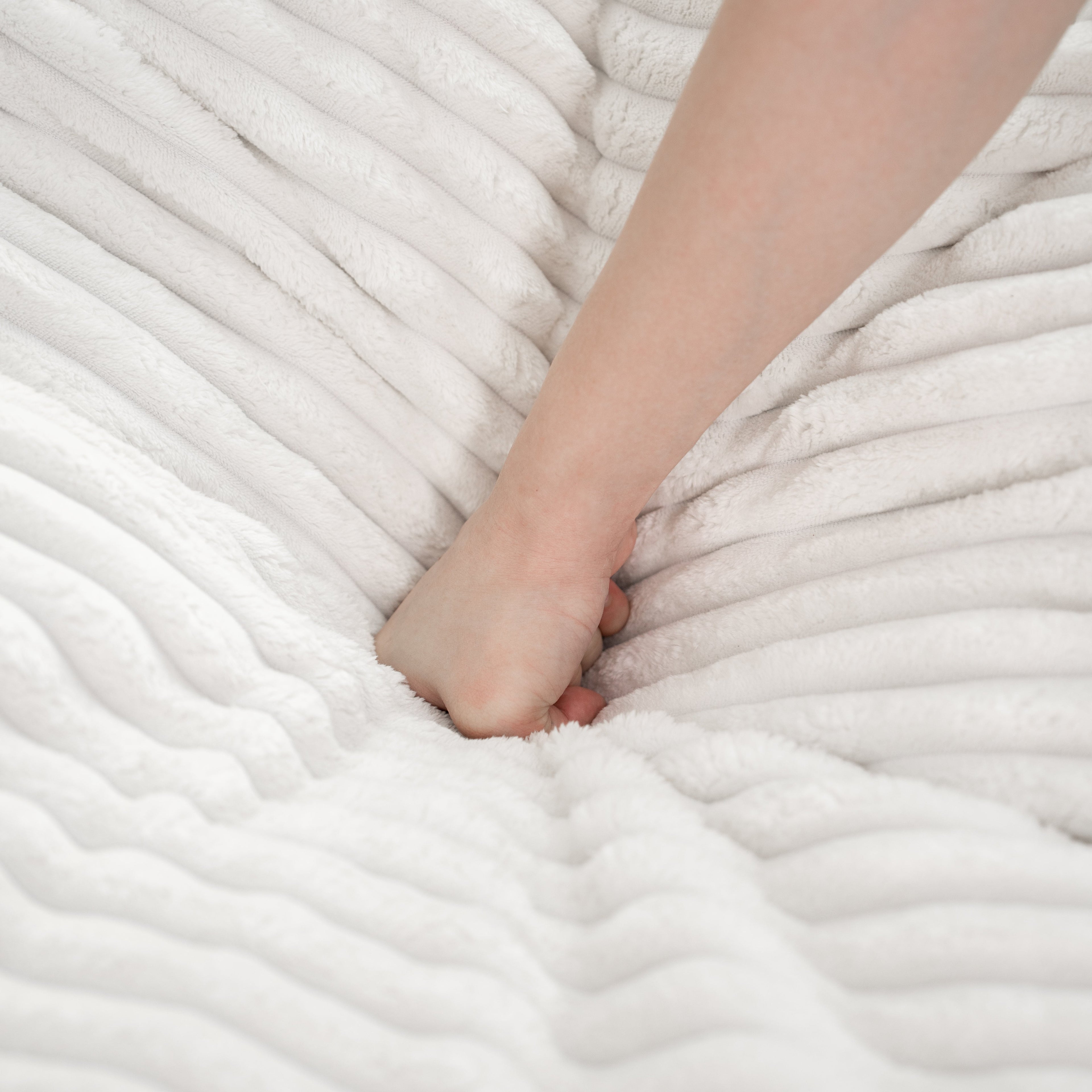Faux Fur Classic Bean Bag white