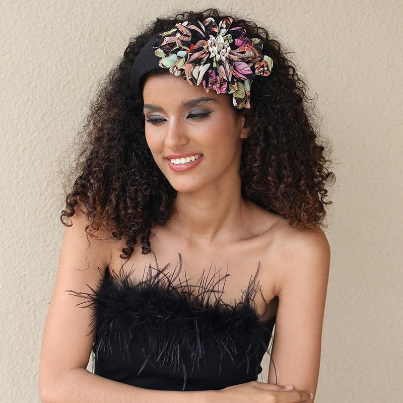 Handmade diamond inlaid fabric flower with teeth and anti slip exaggerated headband for women