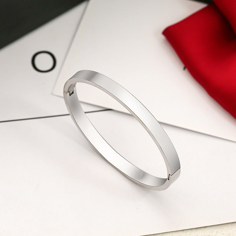 Stainless steel titanium steel bracelet for women non fading electroplated buckle jewelry for women