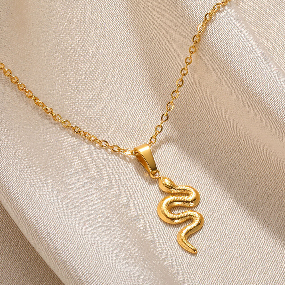 Spirit Snake Pendant Retro Style Personalized Necklace Women&