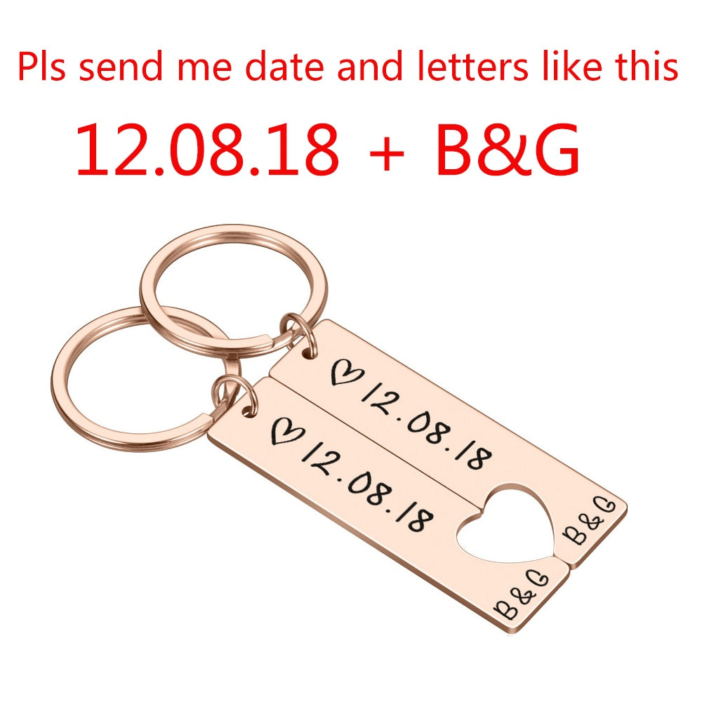 Personalized Heart Keychain Set Engraved King Date and Name Love Keyring Gift for Couples Girlfriend Boyfriends Key Chain Rings