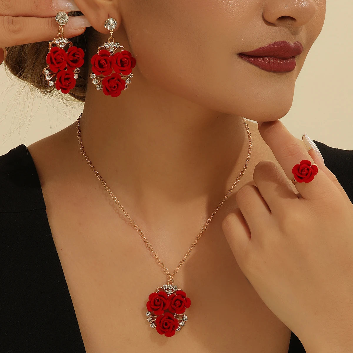 4pcs/Set Romantic Lovely Red Rose Flower Inlaid Rhinestone Pendant Necklaces+Dangle Earrings+Ring,For Women Valentine&