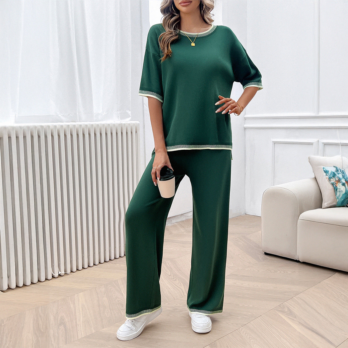 Leisure vacation style simple short sleeved women&