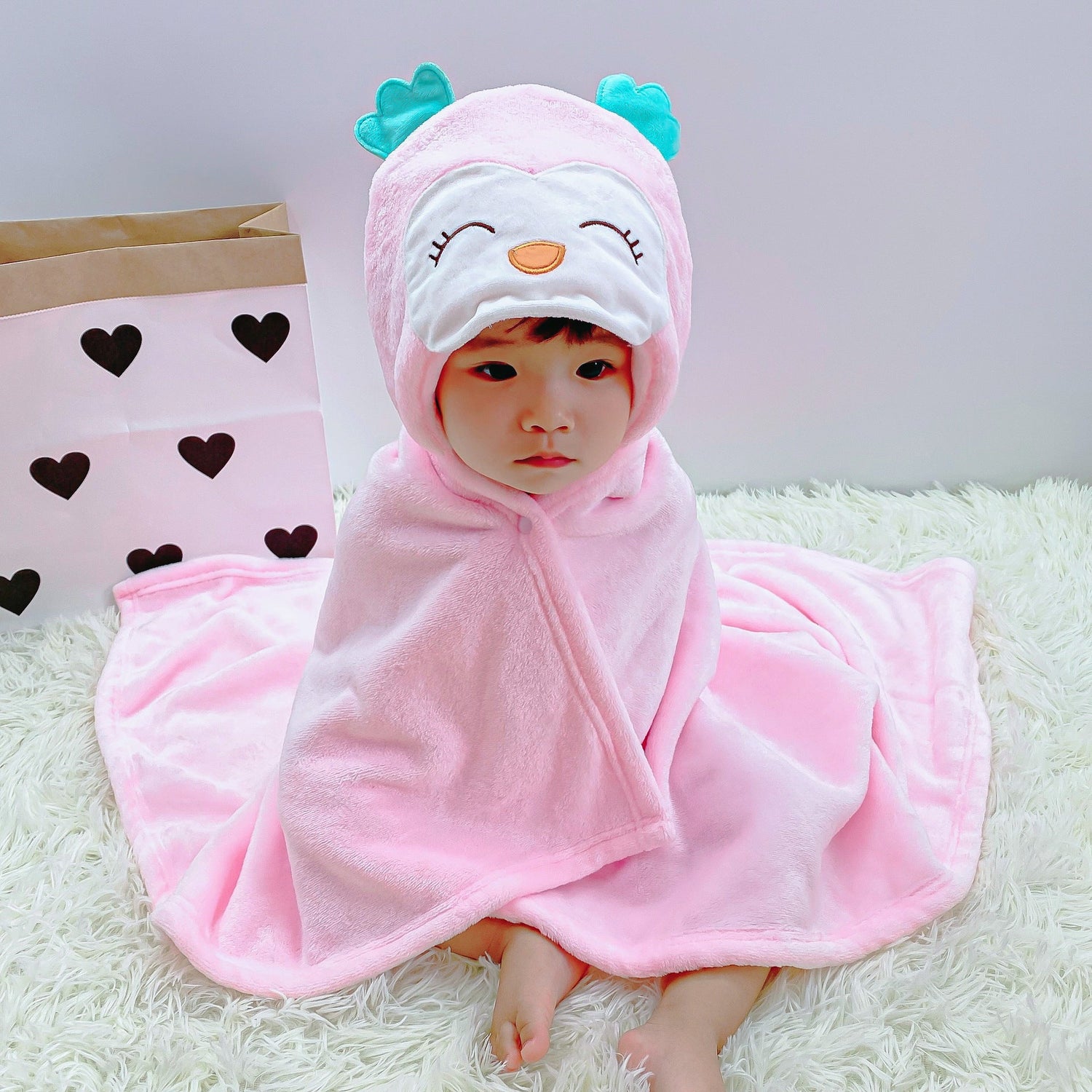 Cartoon Flannel Baby Cloak Quilt