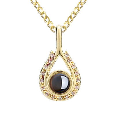 Waterdrop shaped fashion projection necklace with 100 languages. I love you. Color photos, customized lover accessories