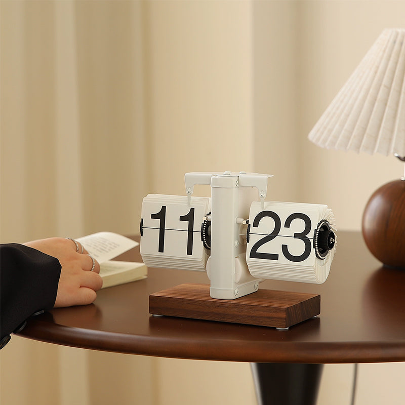 Retro flip digital clock, battery - powered mechanical clock for home &amp; office decor