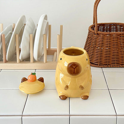 Fun 3D Capybara Mug Pair：3D capybara - designed mugs with handles &amp; lids. A wonderful gift choice for girls.