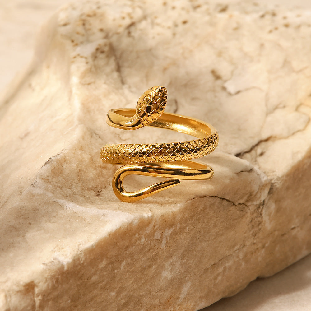 Retro style ring snake shaped ring women&