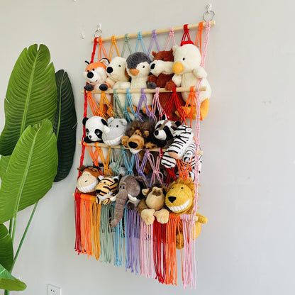 Simple decoration of shelves for children&