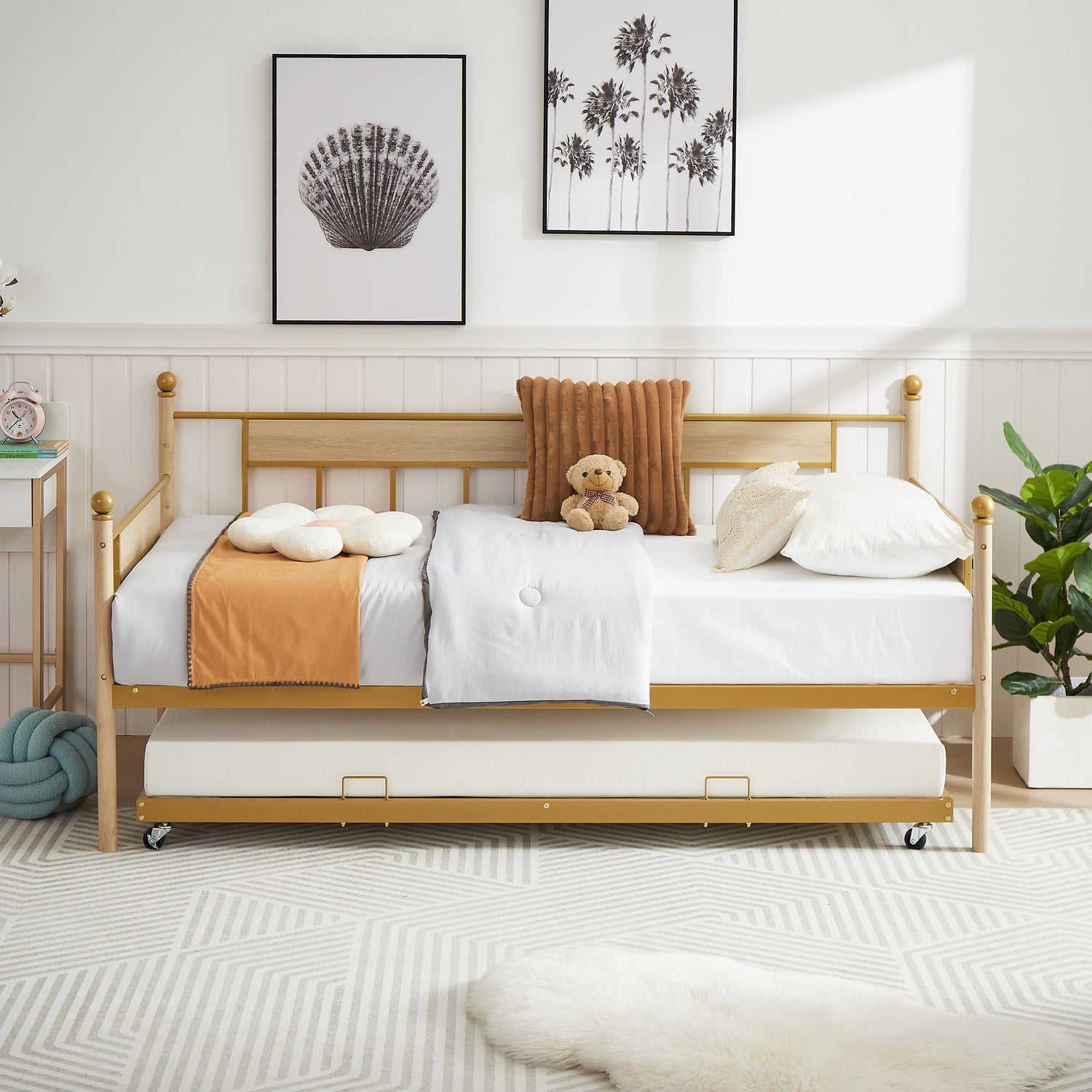 Daybed sofa bed metal framed with trundle twin size  golden 77&