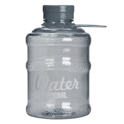 650ml Larg Size Sports Water Bottle Portable Plastic Spray Bottle Leakproof Travel Cup