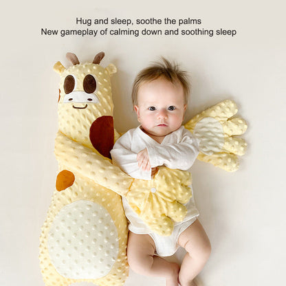 Anti startle jumping device soothes palms hugs sleeping babies patties sleeping dolls provides a sense of security and is a multifunctional compression pillow