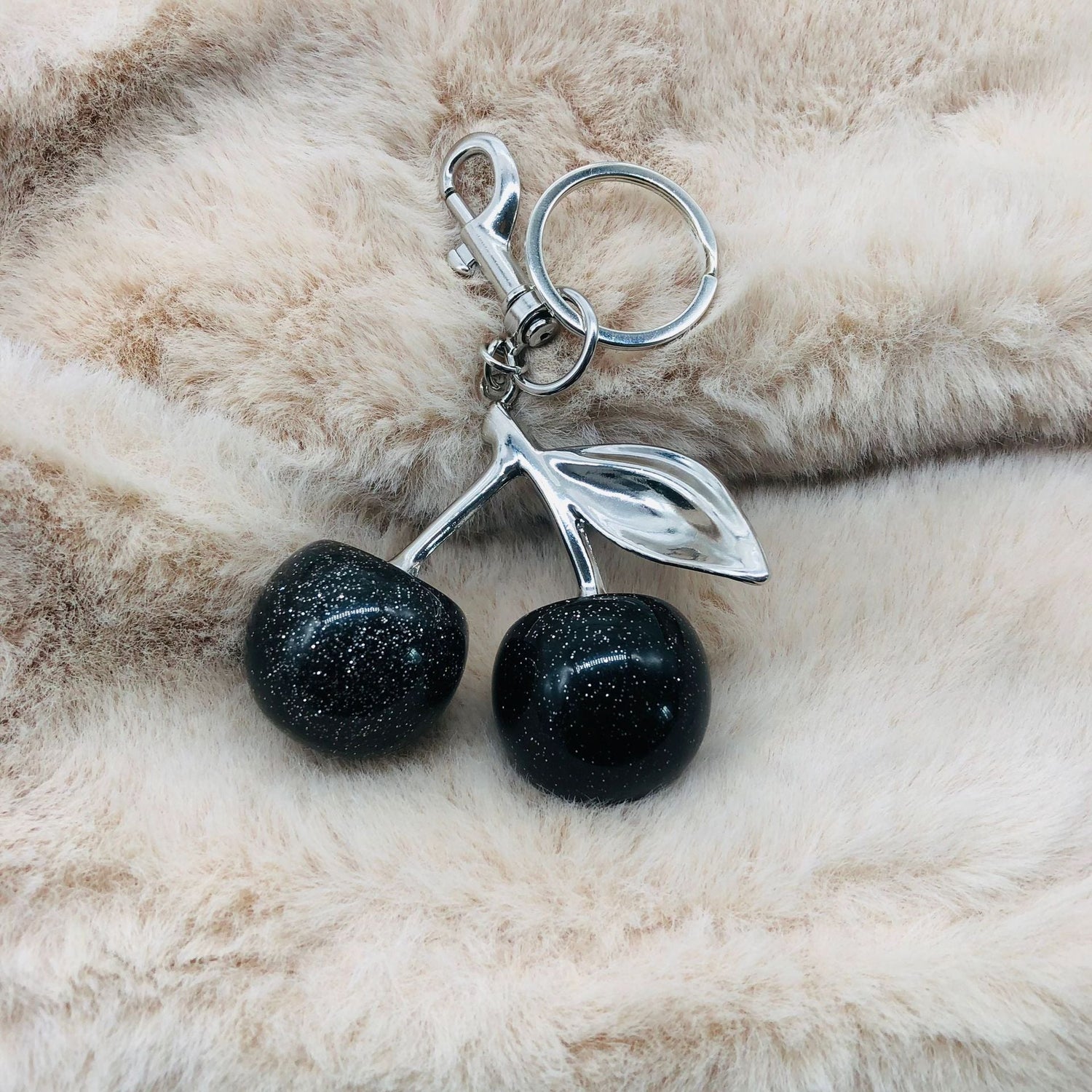 Cherry car keychain high-end women&