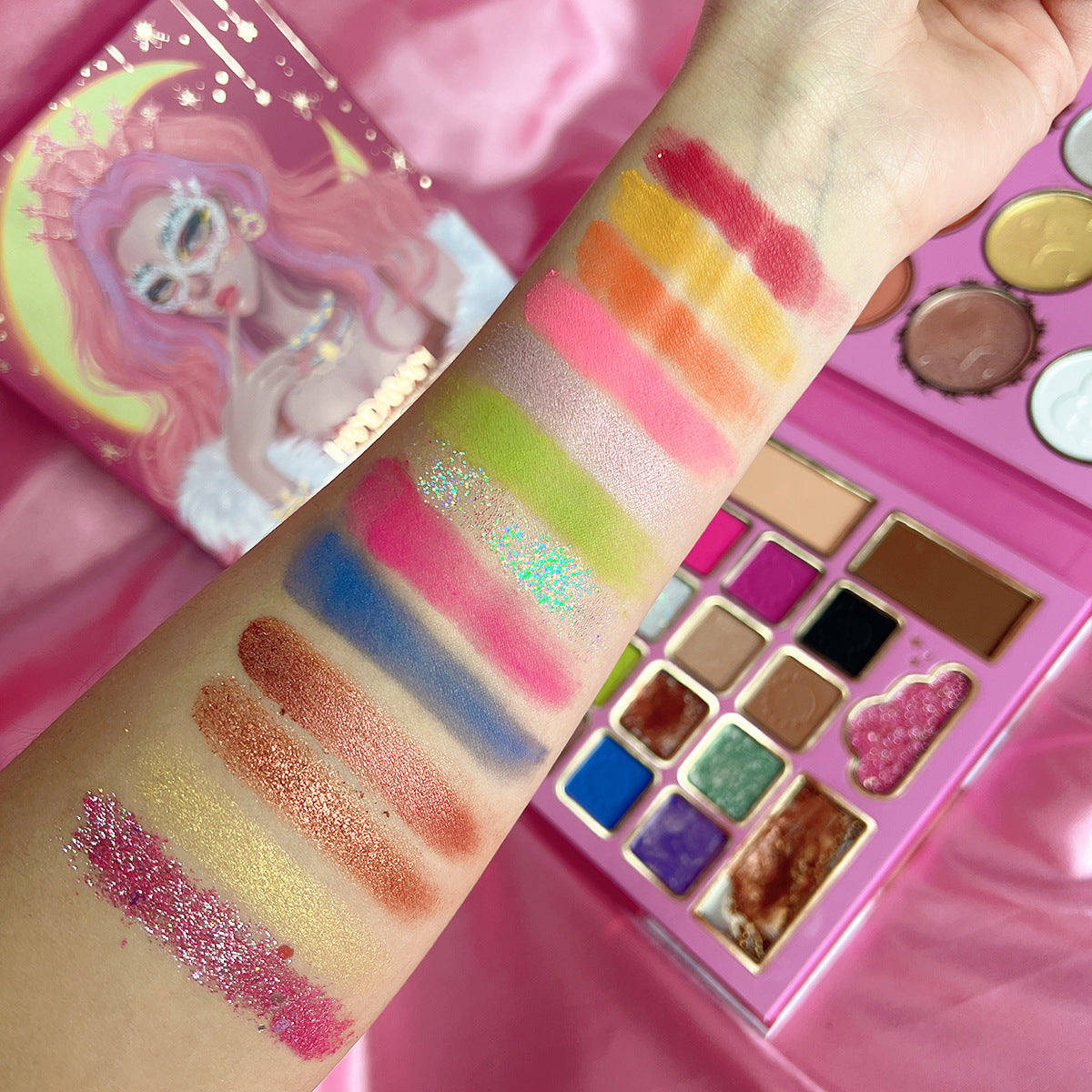 HANDAIYAN 30 Colors Mask Queen Eyeshadow Palette Eyeshadow + Blush + Contouring Highlight Makeup