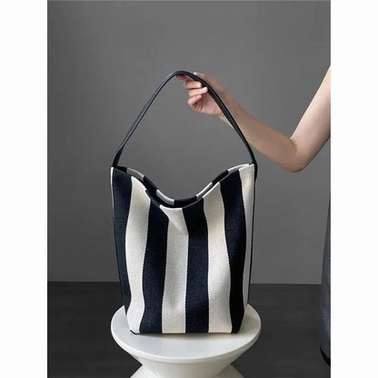 Black and white contrasting wide shoulder strap women&