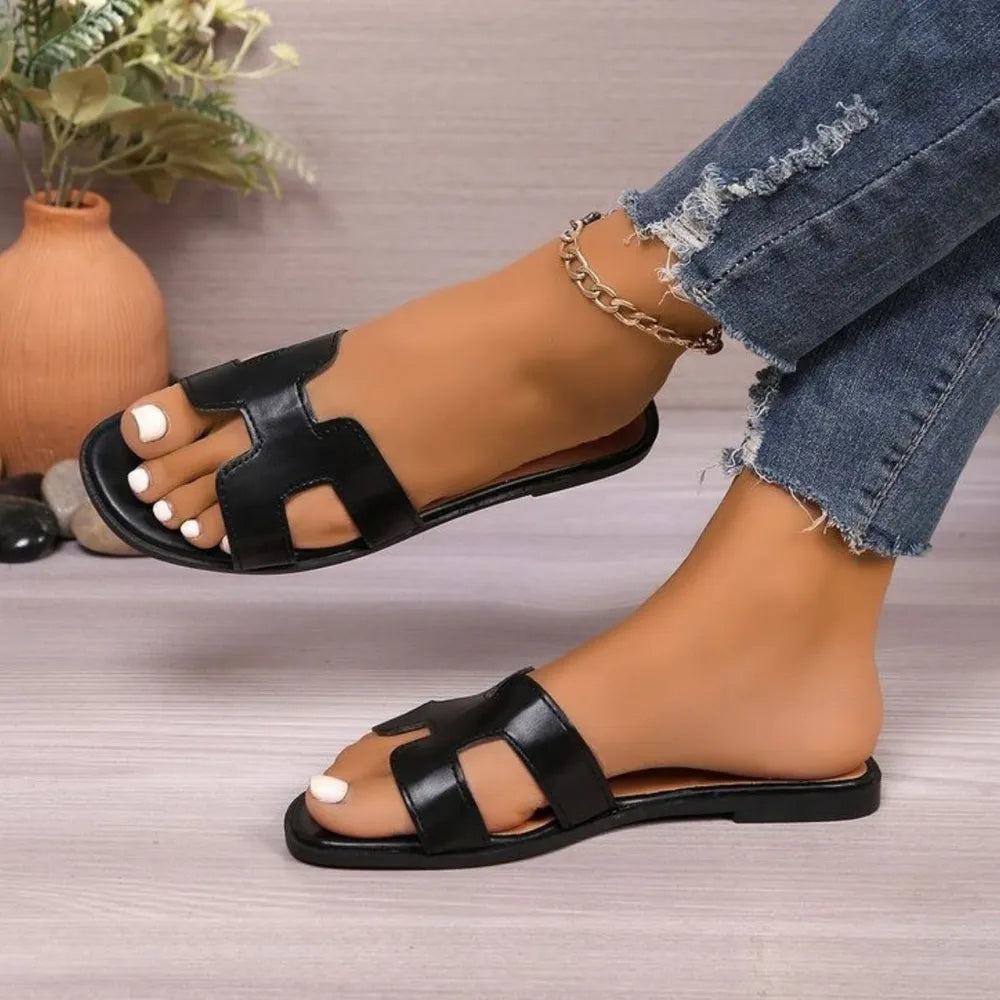 Flat bottomed comfortable one-piece cool slippers fashionable women&