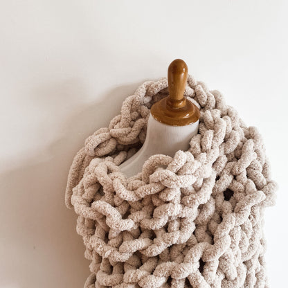 Hickory Tree Arm Knit Shawl Pattern – Easy Beginner Arm Knitting Project