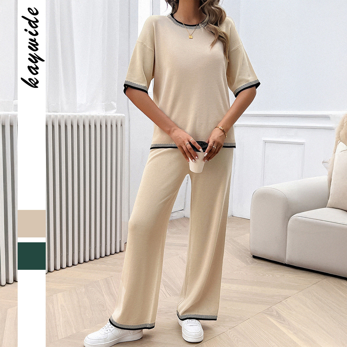 Leisure vacation style simple short sleeved women&