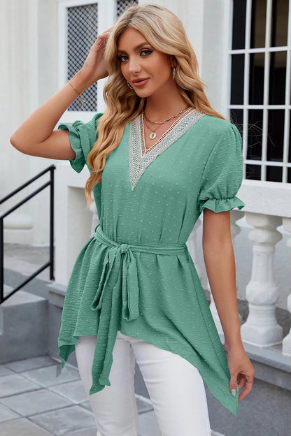 Solid color V-neck lace patchwork loose short sleeved dress