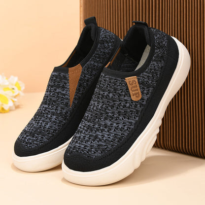 Spring and autumn new old Beijing cloth shoes women&