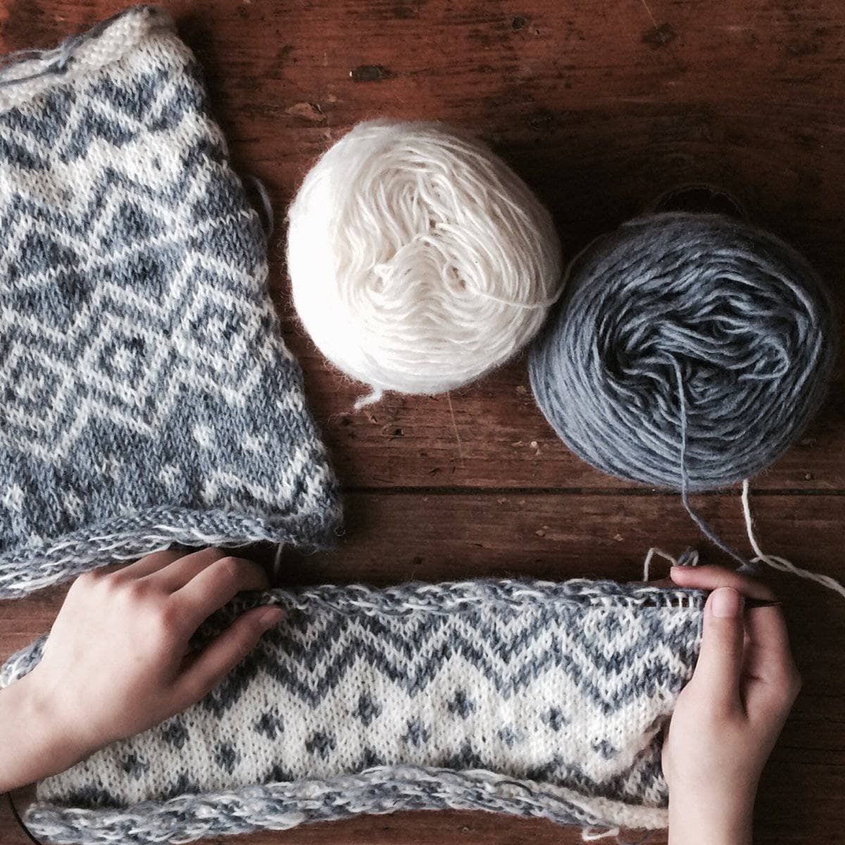 The Bjerge Pillow Knit Kit